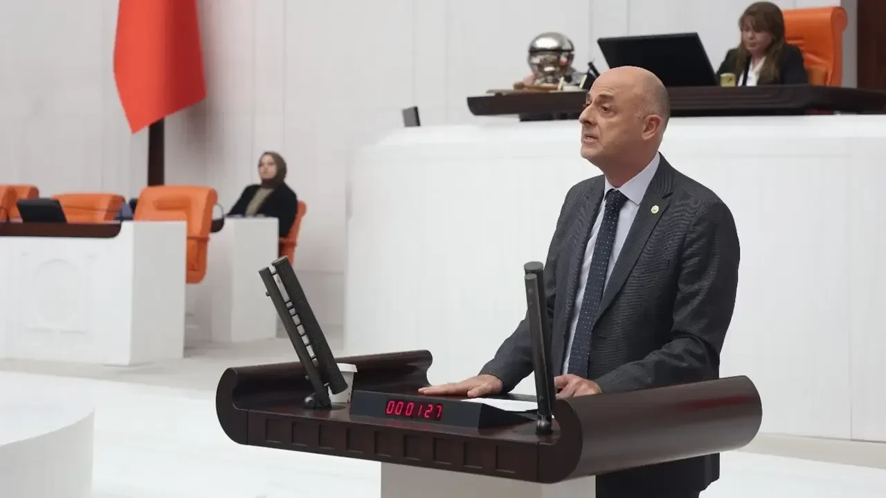 Ümit Özlale'den fon krizinde gönüllü iade eleştirisi