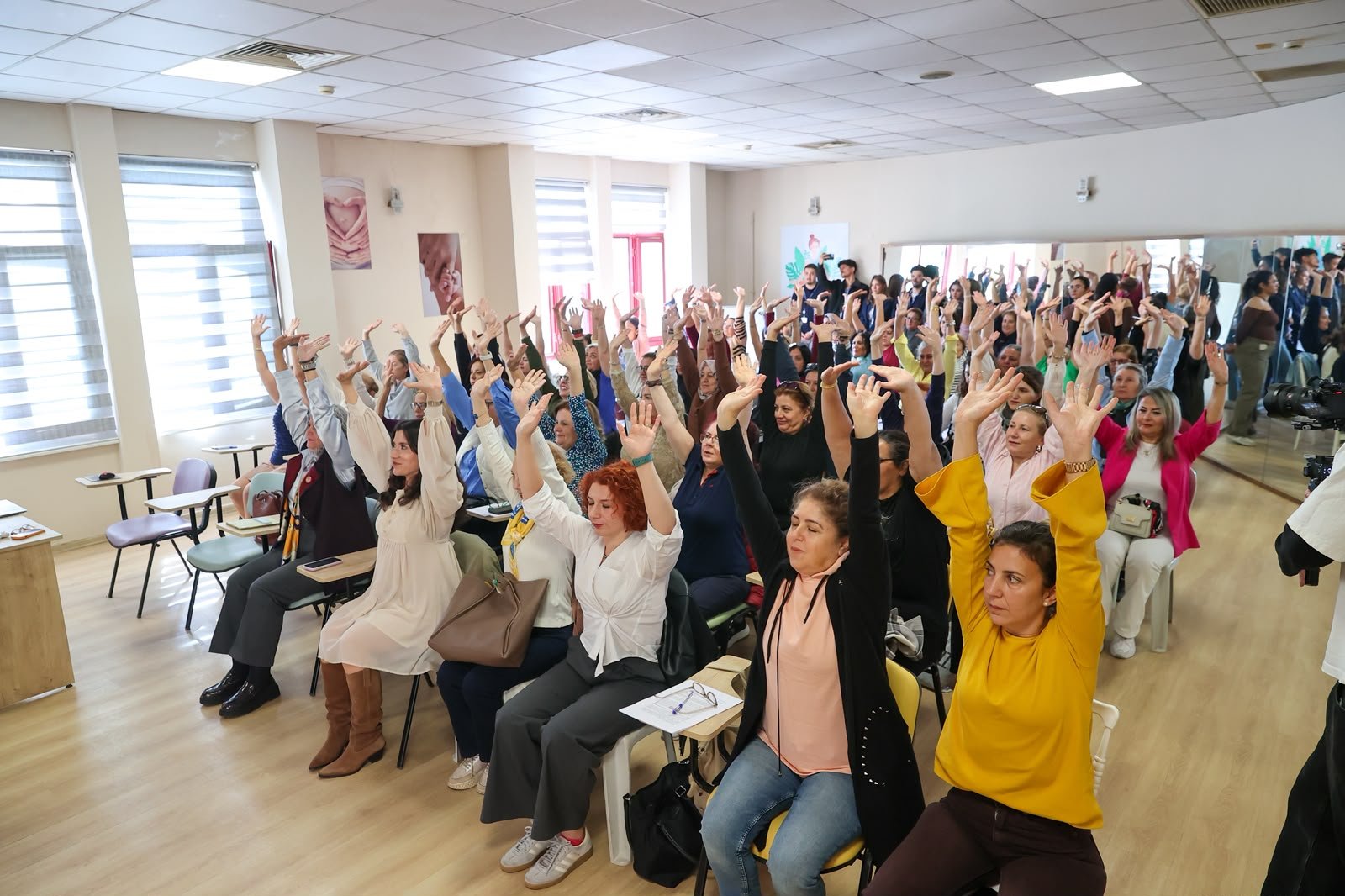 Bucalı kadınlar güçlü omurga için harekete geçti